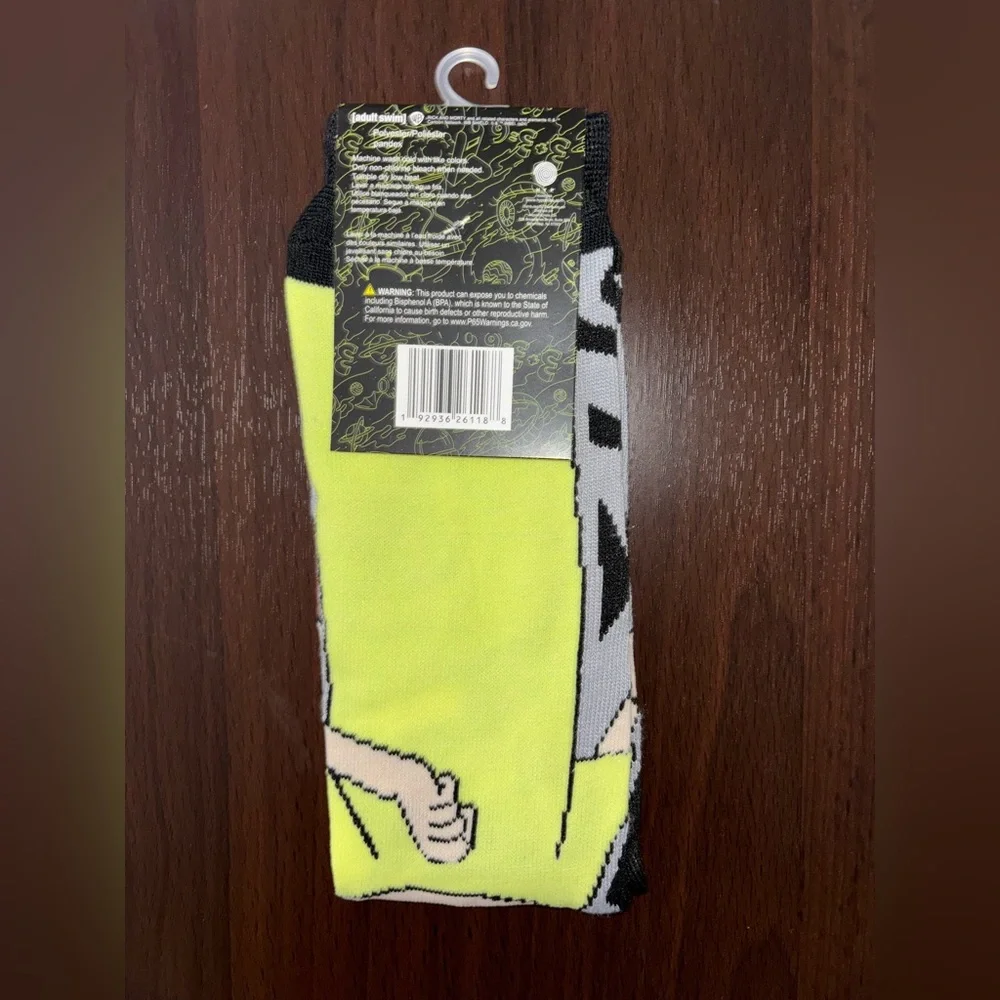 RICK AND MORTY NOVELTY CREW SOCKS NWT MEN’S SHOE SIZE 6-12